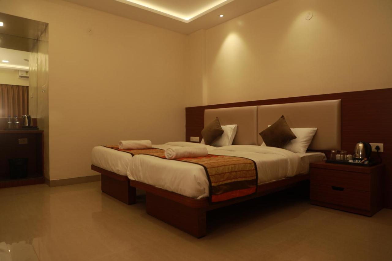 Serenity By Monarch, Baner Pune Méribel Village Dış mekan fotoğraf