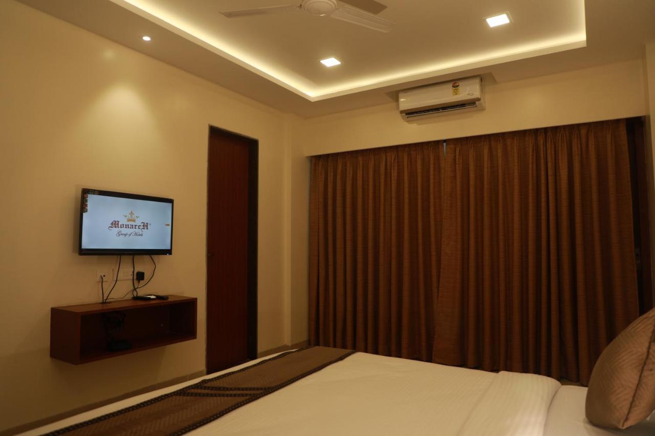 Serenity By Monarch, Baner Pune Méribel Village Dış mekan fotoğraf